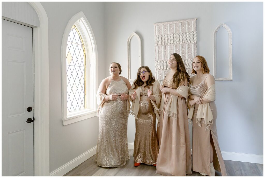alternatives to the first look
a first look with your bridesmaids